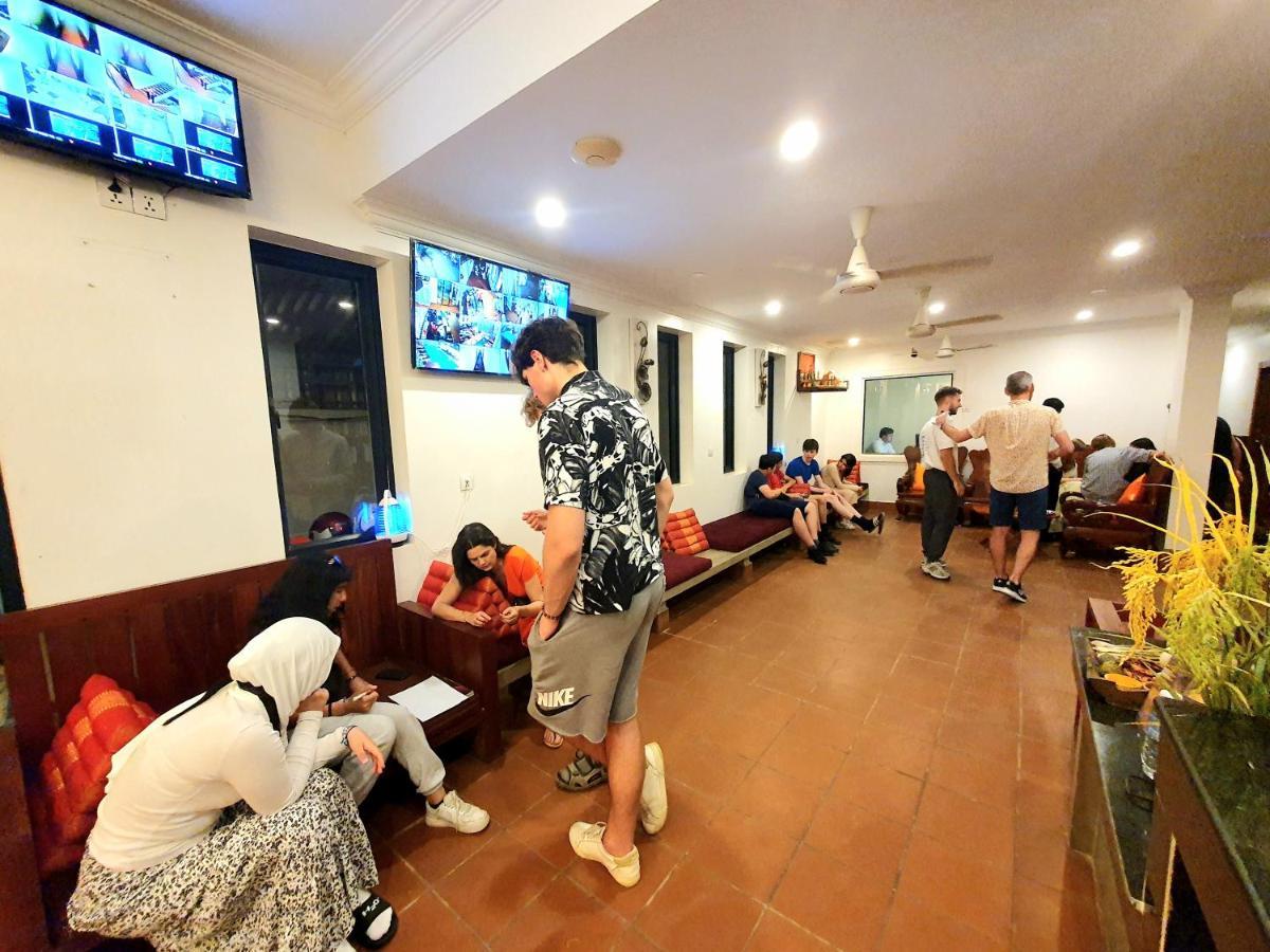 Darling Pub Hostel เสียมราฐ ภายนอก รูปภาพ