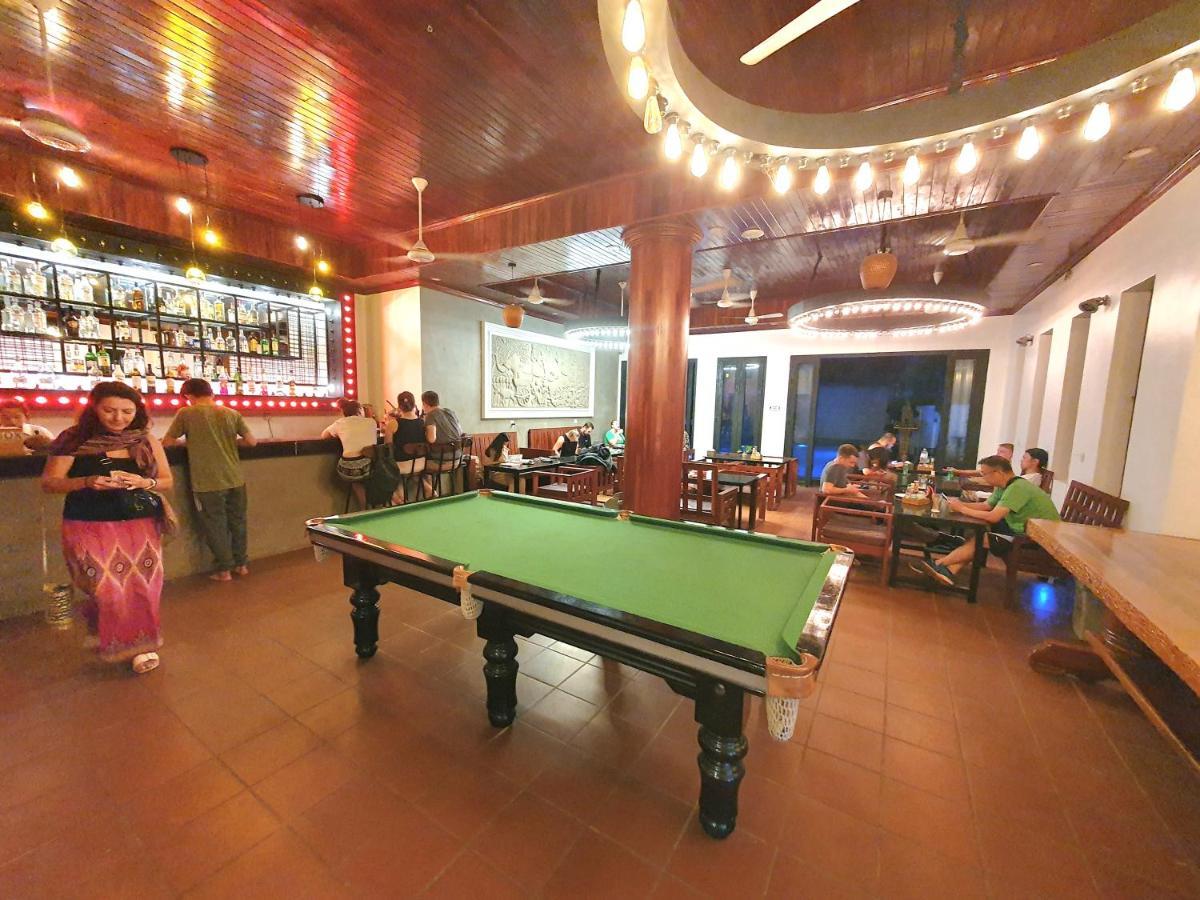 Darling Pub Hostel เสียมราฐ ภายนอก รูปภาพ