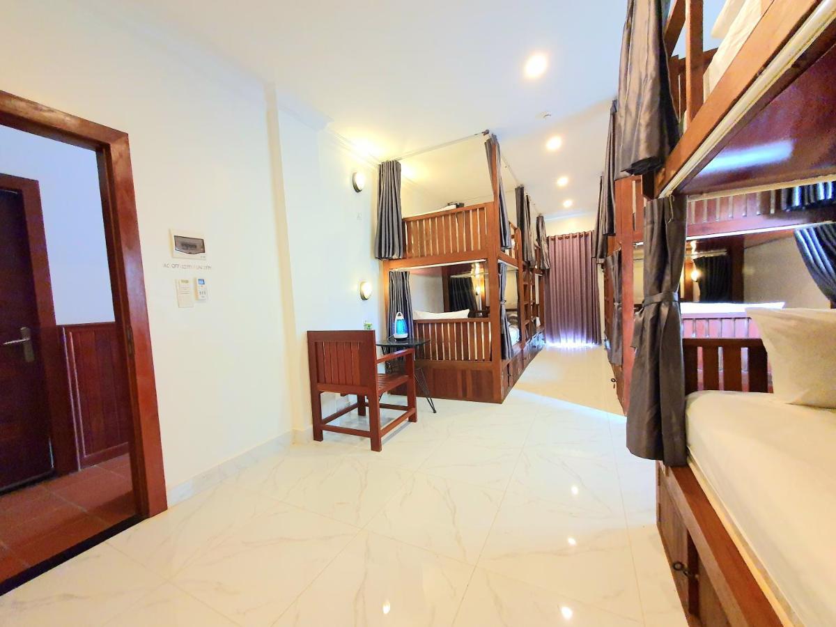 Darling Pub Hostel เสียมราฐ ภายนอก รูปภาพ