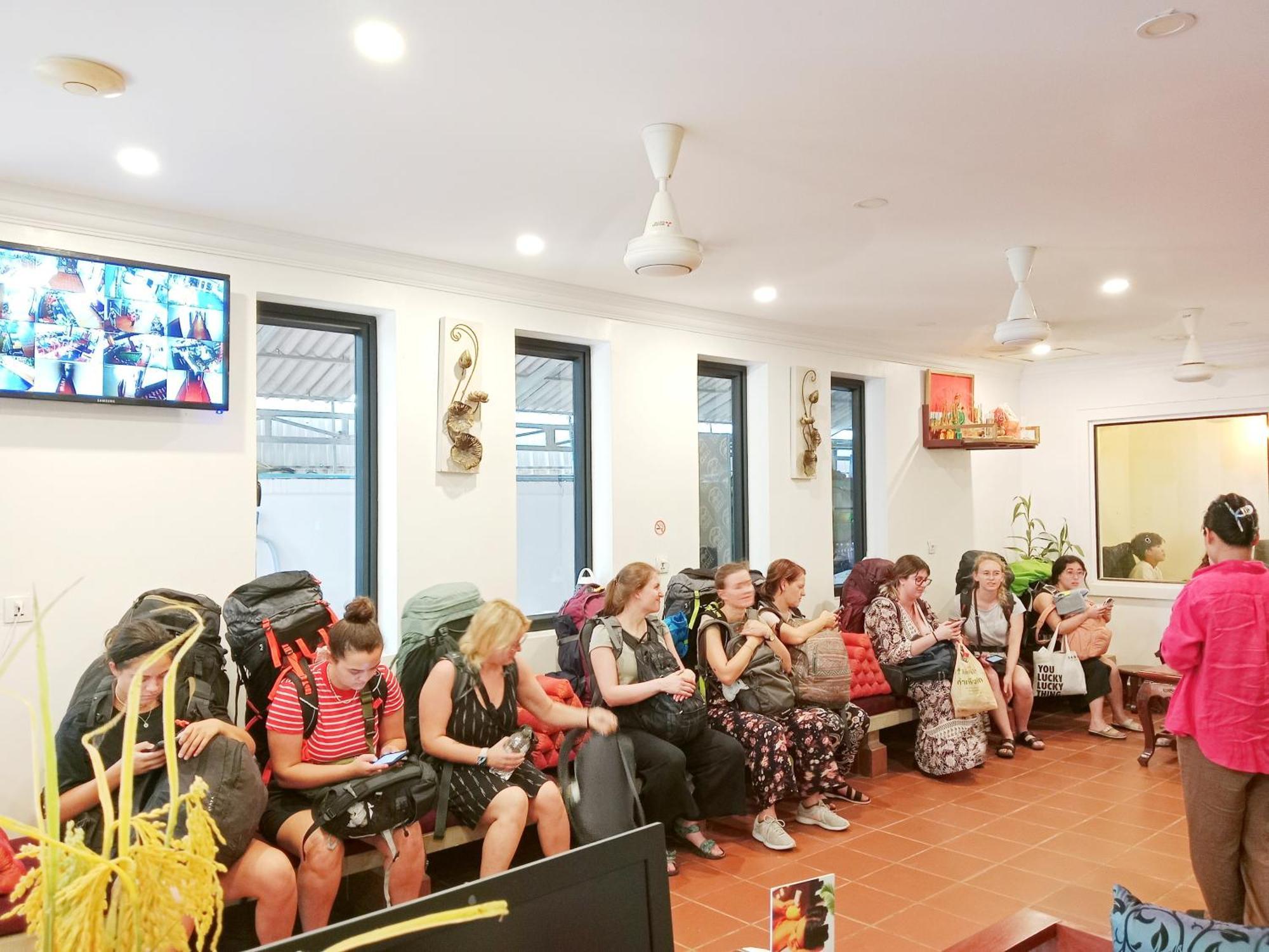 Darling Pub Hostel เสียมราฐ ภายนอก รูปภาพ